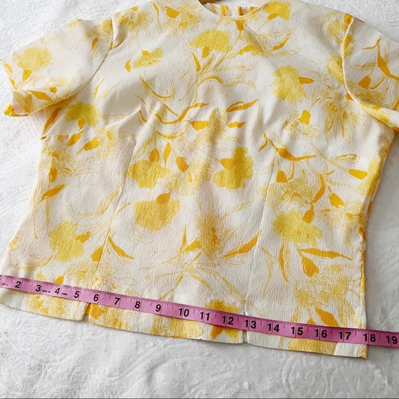 Vintage Floral Print Crepe Button Down Blouse - Picture 5 of 10